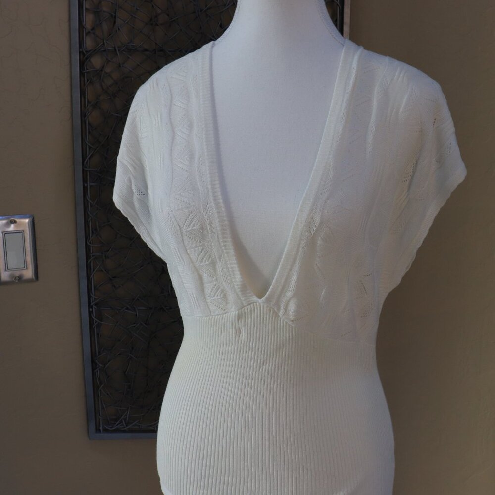 White House Black Market, White Knit Dolman Top with Banded Waist. - Picture 2 of 5
